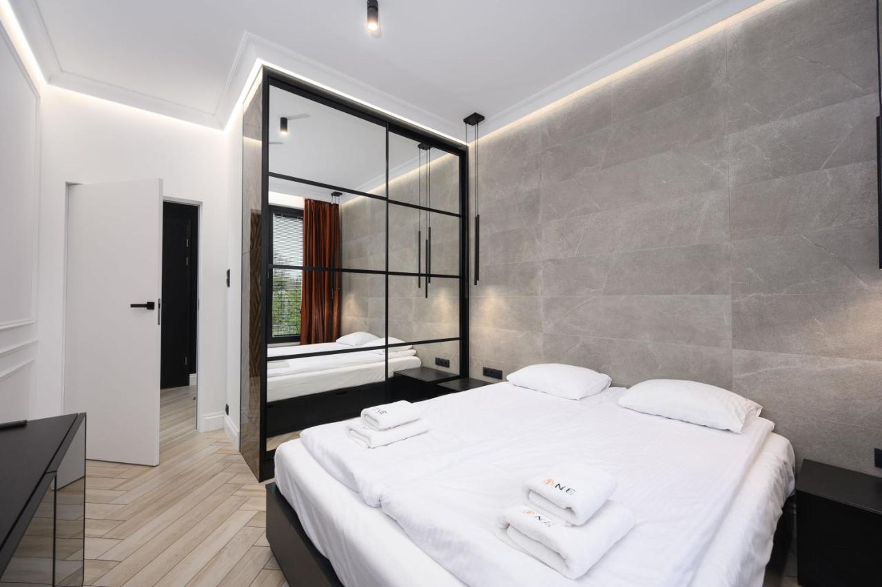 Black Diamond With Terrace - Botanica Jelitkowo By Oneapartments * Гданськ