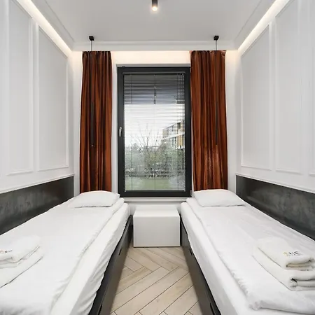 Black Diamond With Terrace - Botanica Jelitkowo By Oneapartments Gdansk Exterior photo